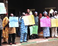 MEMBERS OF NIGERIA UNION OF PENSIONERS, PROTESTING   AT THE OFFICE OF THE HEAD OF  SERVICE OF THE FEDERATION IN ABUJA  ON TUESDAY (12/6/12) OVER NON  PAYMENT OF THEIR PENSION.
