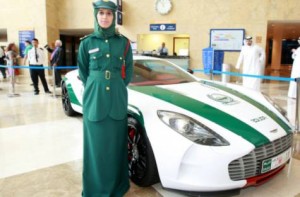 Dubai policewoman
