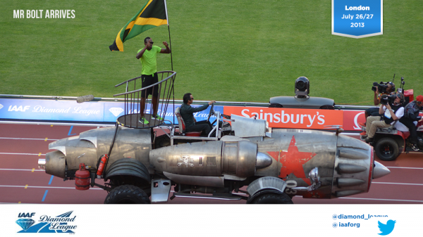  © Diamond League: Bolt Arrived in Queen Elizabeth Olympic Stadium in a Drivable Rocket Engine.