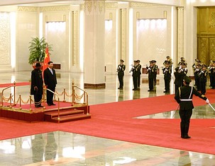 PRESIDENT GOODLUCK JONATHAN (L) AND CHINESE PRESIDENT XI JINPING (R) PREPARE TO INSPECT CHINESE HONOUR GUARDS DURING A WELCOMING CEREMONY AT THE GREAT HALL OF THE PEOPLE IN BEIJING ON JULY 10,2013. AFP PHOTO / WANG ZHAO/GETTY IMAGES       