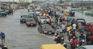 Flood-Lagos-threatens-620x330