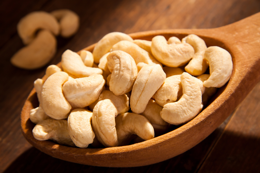 15 Health Benefits of the Cashew Nut - INFORMATION NIGERIA