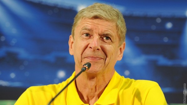 Arsene Wenger Says He Doesn't Regret Losing Out on Suarez Last Summer.