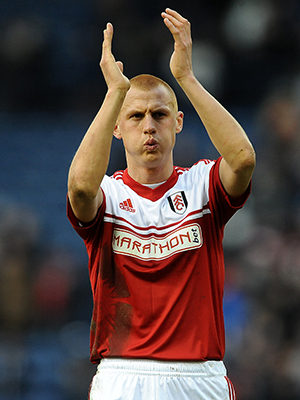 Steve Sidwell Applauds Fulham Fans After A League Game in the 2013/14 Season. AP.