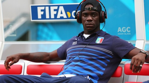 Mario Balotelli Set to Join Liverpool from AC Milan.