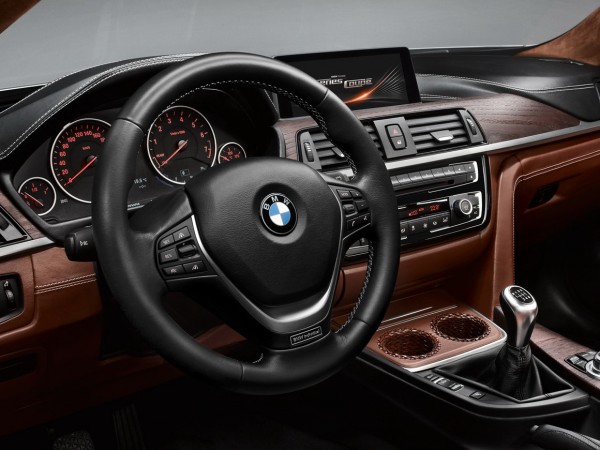 2014-BMW-4-Series-Coupe-011