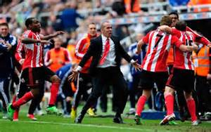 Di Canio Celebrates with his Players
