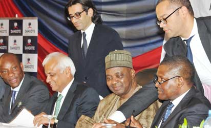 FROM LEFT: CHIEF EXECUTIVE OFFICER, GTB, SEGUN AGBAJE; CHIEF EXECUTIVE OFFICER, STANDARD CHARTERED BANK, LONDON, ANIL DUA; VICE PRESIDENT NAMADI SAMBO AND PRESIDENT, DANGOTE GROUP, ALIKO DANGOTE DURING AGREEMENT SIGNING CEREMONY OF US$3.3 BILLION FACILITY FOR DANGOTE’S $9BN REFINERY /PETROCHEMICAL /FERTILIZER COMPLEX AT OKLNG FREE ZONE IN ABUJA,YESTERDDAY.
