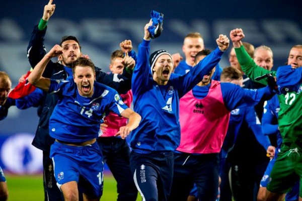 Iceland Players Celebrates Playoff Place.