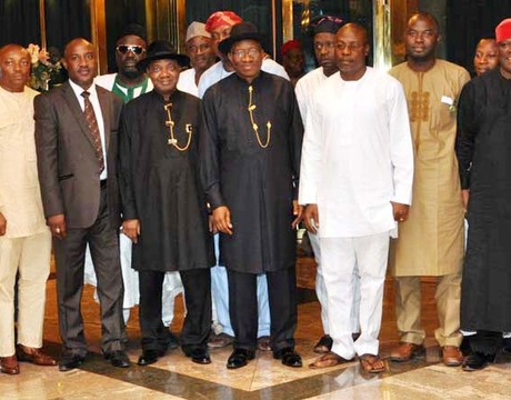 PRESIDENT GOODLUCK JONATHAN (M);  VICE-PRESIDENT NAMADI SAMBO (5TH-L) WITH MEMBERS OF THE HOUSE OF REPRESENTATIVES COMMITTEE ON SPECIAL DUTIES AFTER THEIR OVERSIGHT FUNCTION VISIT TO THE STATE HOUSE ON THURSDAY