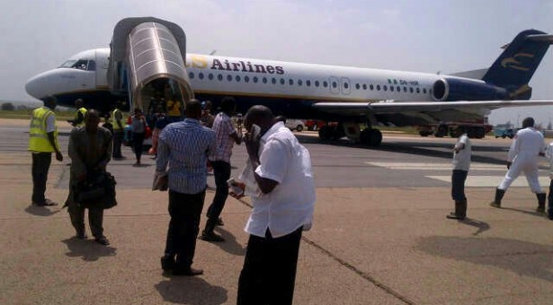 PASSENGERS DISEMBARKING FROM THE IRS AIRCRAFT AFTER THE PILOT MADE AN EMERGENCY LANDING IN KADUNA YESTERDAY