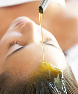 4 Uses For Honey For Hair Treatment - Information Nigeria