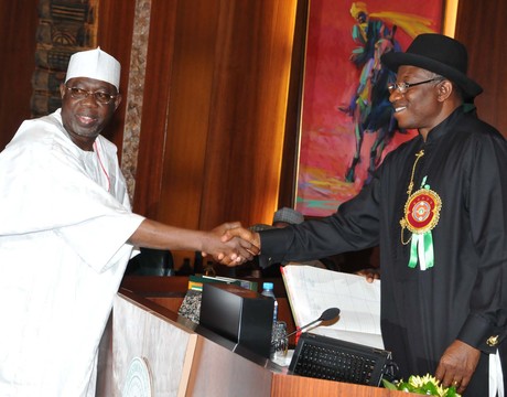 PRESIDENT GOODLUCK JONATHAN (R), CONGRATULATING THE CHAIRMAN, ALHAJI ABDULRAHEEM OBA, DURING THE  INAUGURATION OF THE BOARD IN ABUJA ON WEDNESDAY (15/01/14)