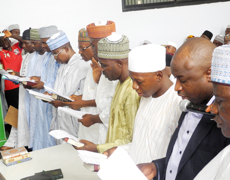 ELECTED LOCAL GOVERNMENT CHAIRMEN IN NASARAWA STATE TAKING THEIR OATH OF OFFICE IN LAFIA ON MONDAY (24/3/14).