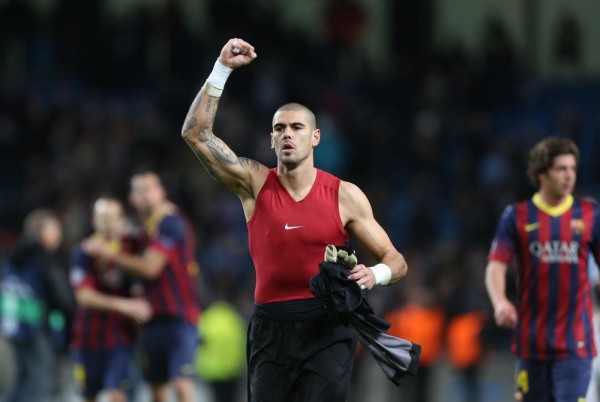Victor Valdes Bids Barca Farewell, Thanks His Coaches, Colleagues and Fans.