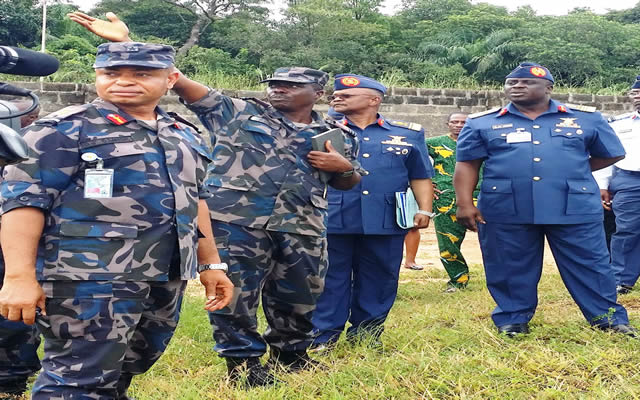 FROM RIGHT: CHIEF OF AIR STAFF, AIR MARSHAL ADESOLA AMOSUN; CHIEF OF ADMINISTRATION, NIGERIA AIRFORCE HEADQUARTERS, AIR VICE MARSHAL CHRISTIAN CHUKWU