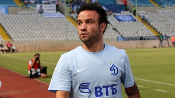 Mathieu Valbuenna Joined dynamo Moscow from Olympique des Marseilles for £6m in August. 
