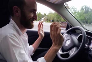 Hackers-take-control-of-Jeep-driving-on-the-highway