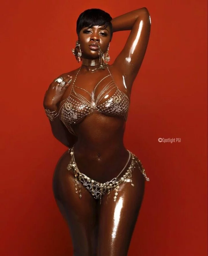 Curvy actress Princess Shyngle sends fans into a frenzy as she flashes her fat  camel toe in new sultry photo
