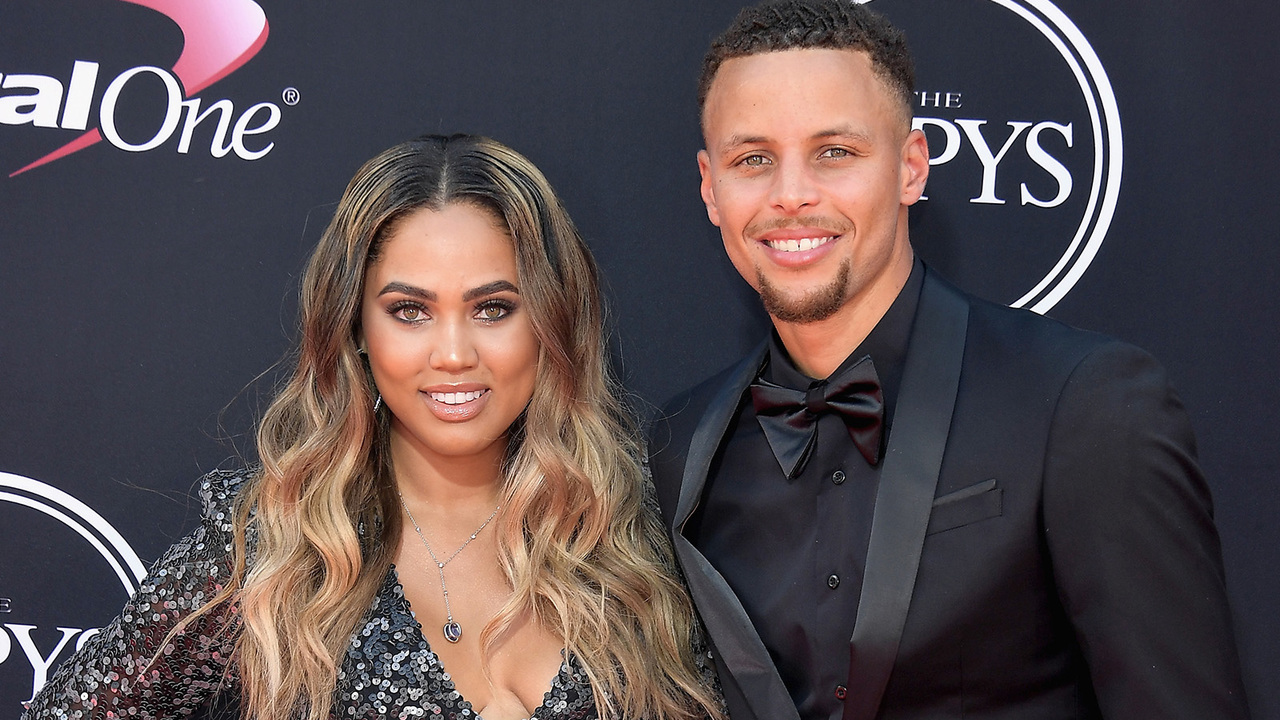 Steph And Ayesha Curry Celebrate Their 8th Wedding Anniversary 